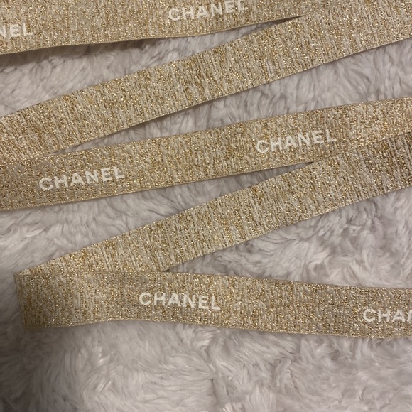 SALE❗️Authentic CHANEL Ribbon 🎀 - Picture 4 of 4